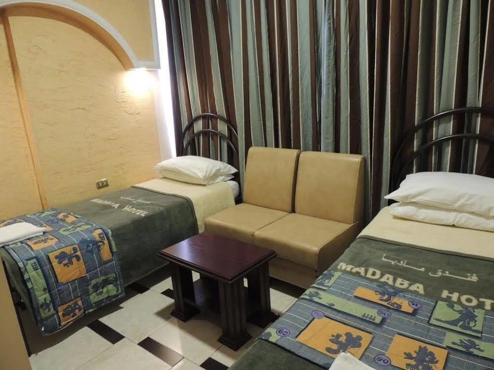 Madaba Hotel Kültér fotó